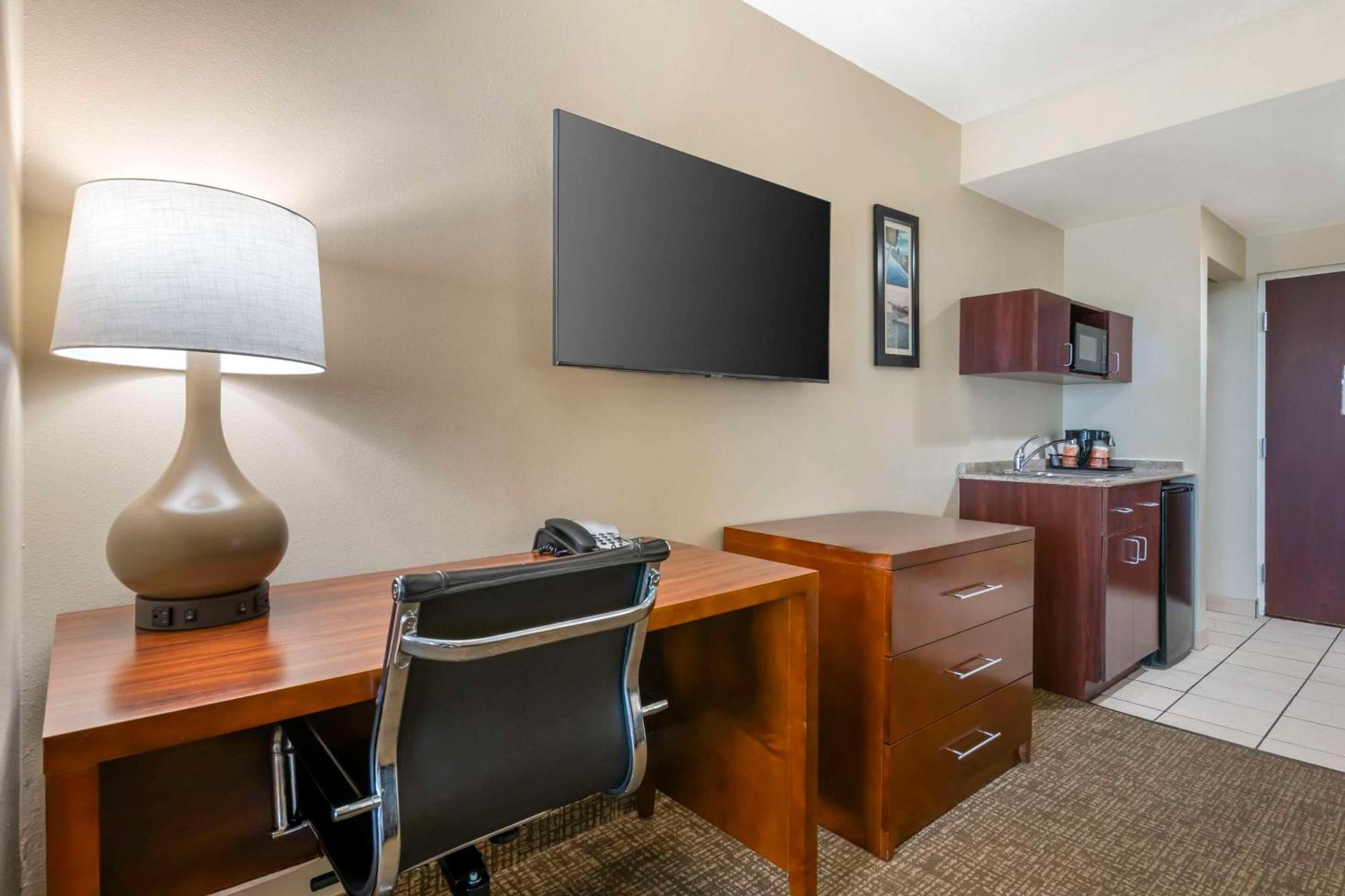 Hotel Comfort & North 3*