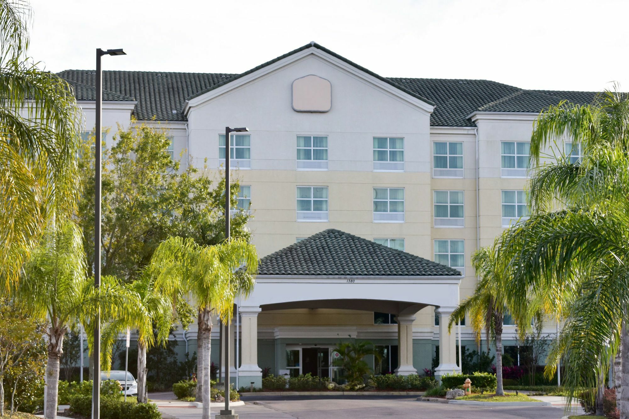 Comfort & North Tavares